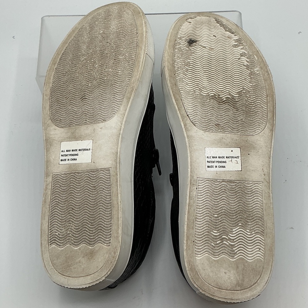 Report Ammons women’s Snakeskin faux leather, slip on sneakers, size 9 - Picture 8 of 8
